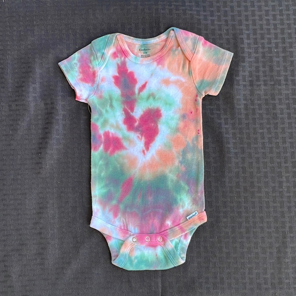 Homemade Tie Dye Onesie-W6499